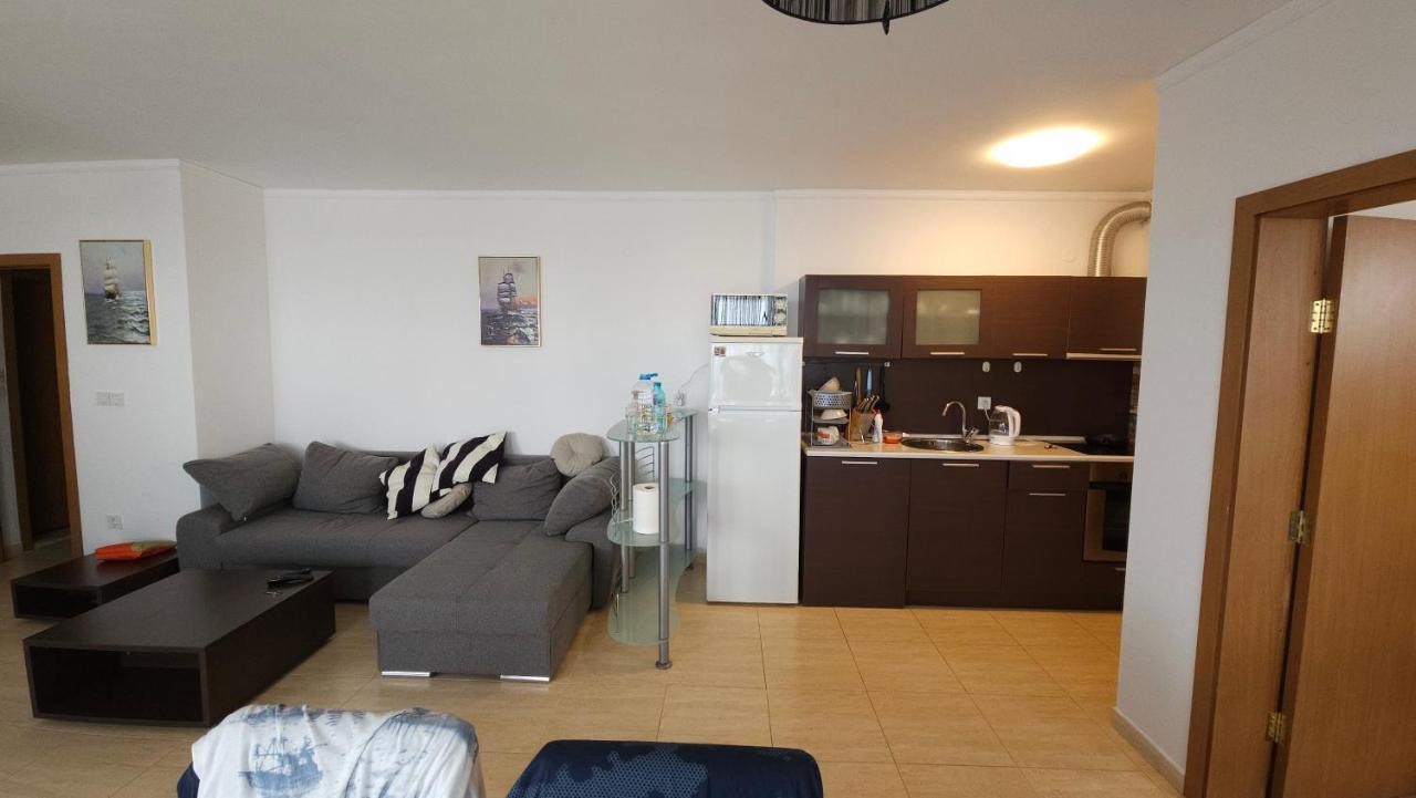 Complex Top Apartment Sveti Vlas Eksteriør billede