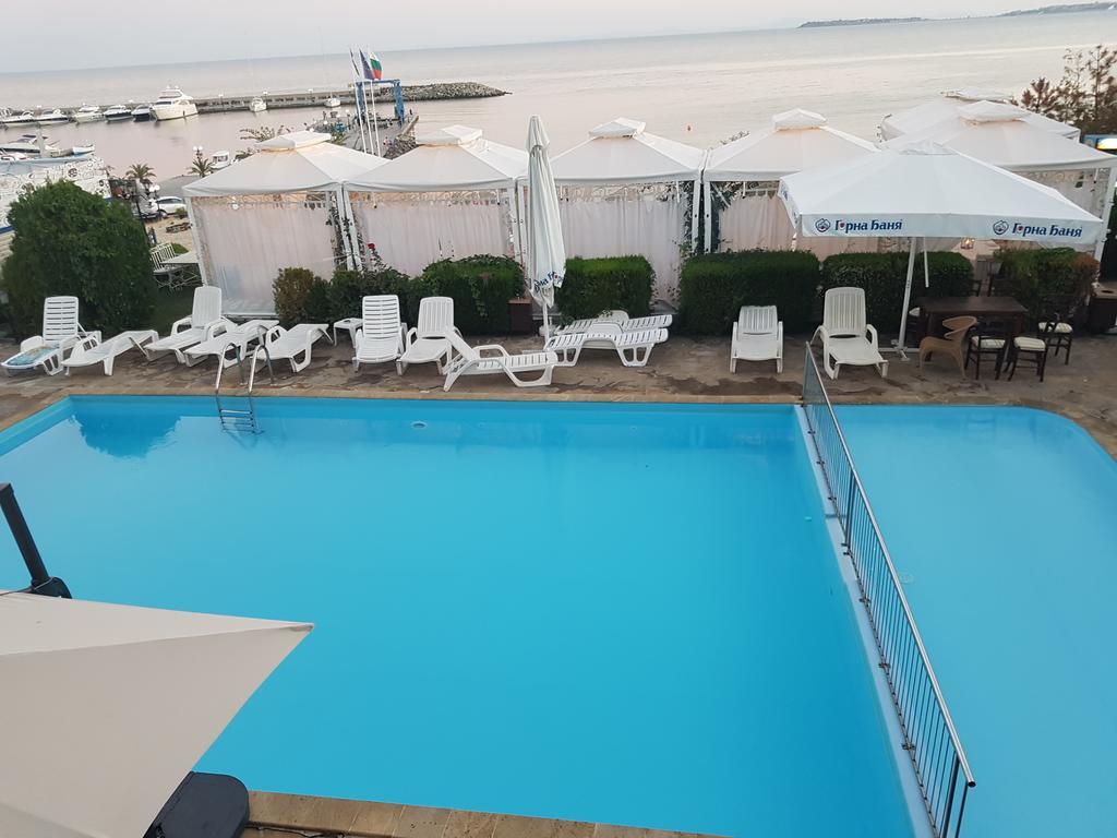 Complex Top Apartment Sveti Vlas Eksteriør billede